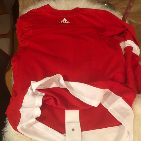 SOLD!Auth. Mens Adidas Detroit Red Wings jers SZ S - Picture 8 of 13